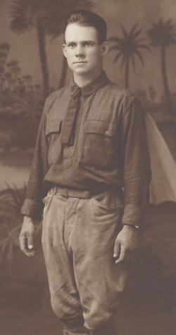 Linus Yeggy in his Army uniform